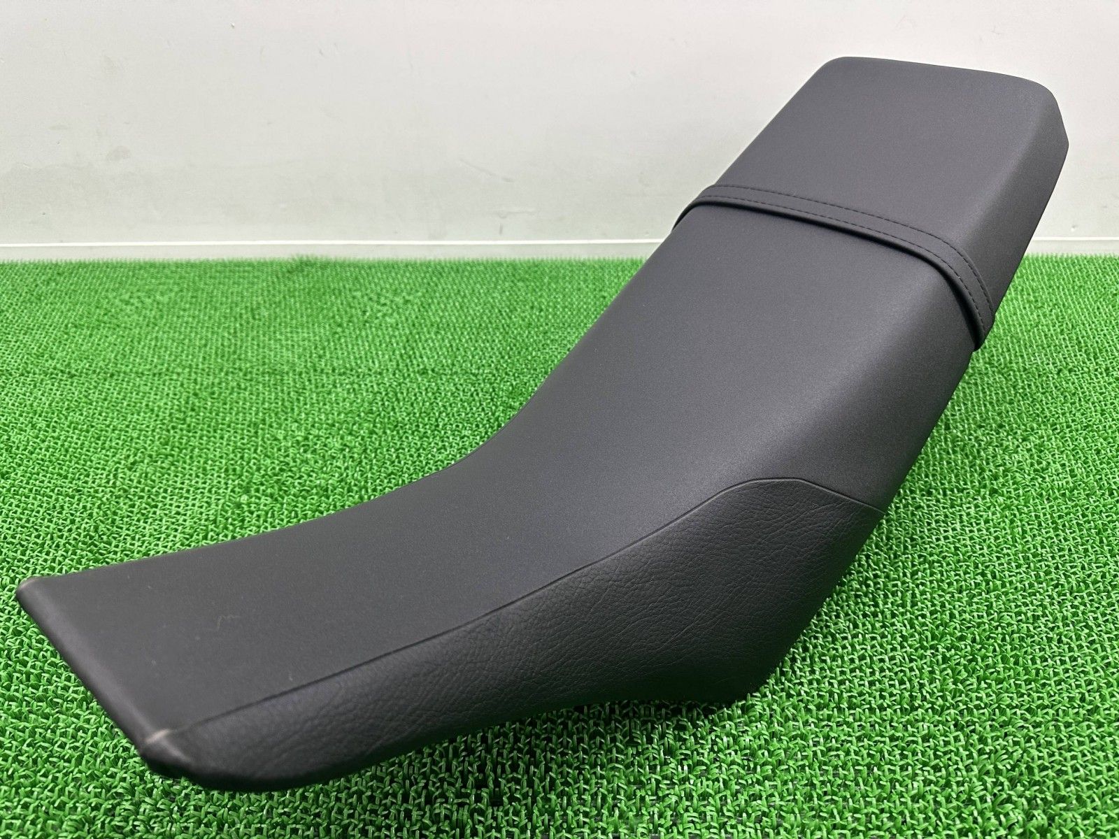 TW225E DG09J 2JX-00 純正シート TW200 TW225 シート 2JX ヤマハ 純正 中古 バイク 部品 DG07J DG09J