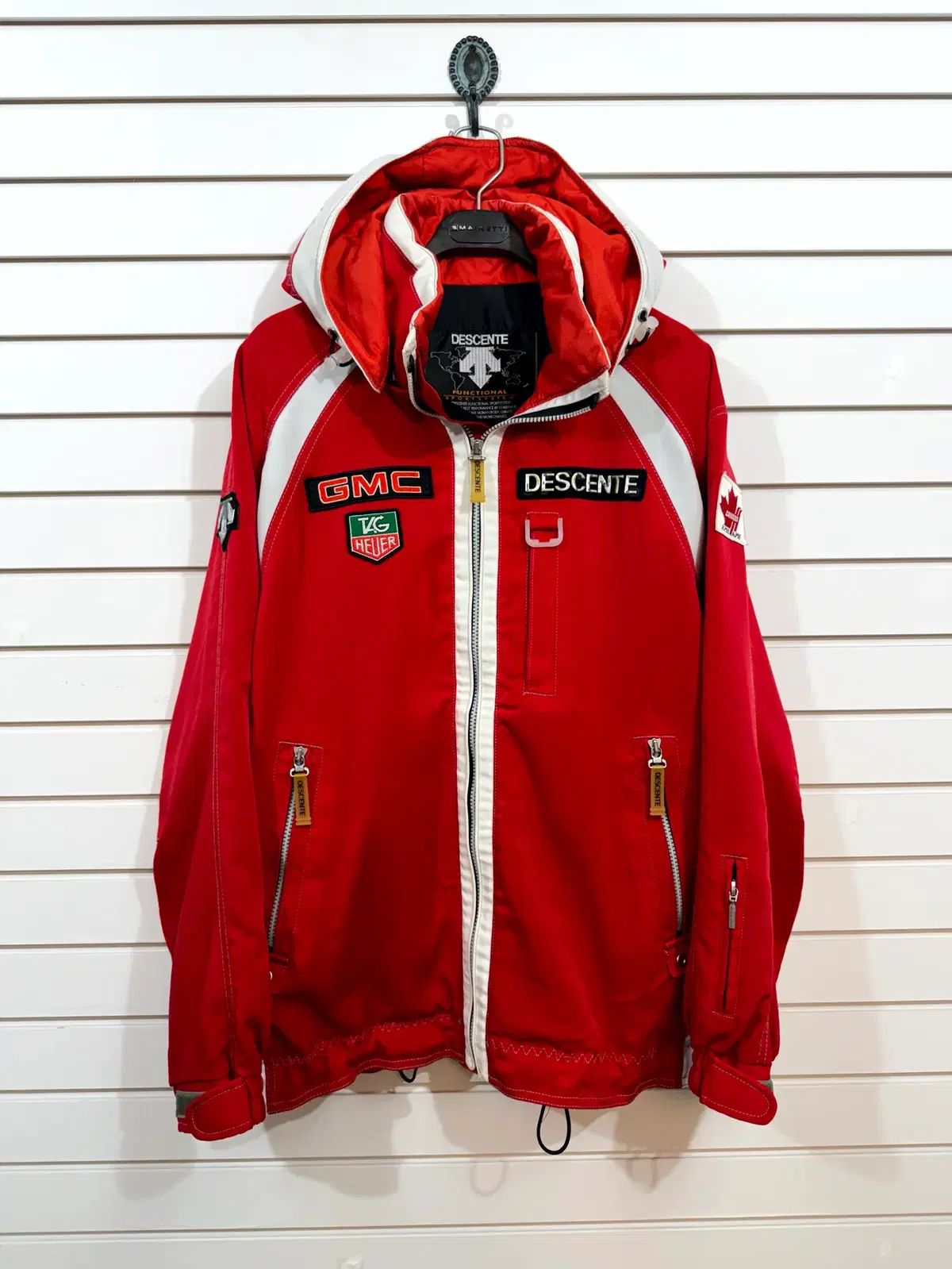 希少品✨DESCENTE スキーウェア　ジャケット　カナダモデル　スポンサー付き DESCENTE デサント ケナダ タグ・ホイヤー GMC スポン スキーウェア