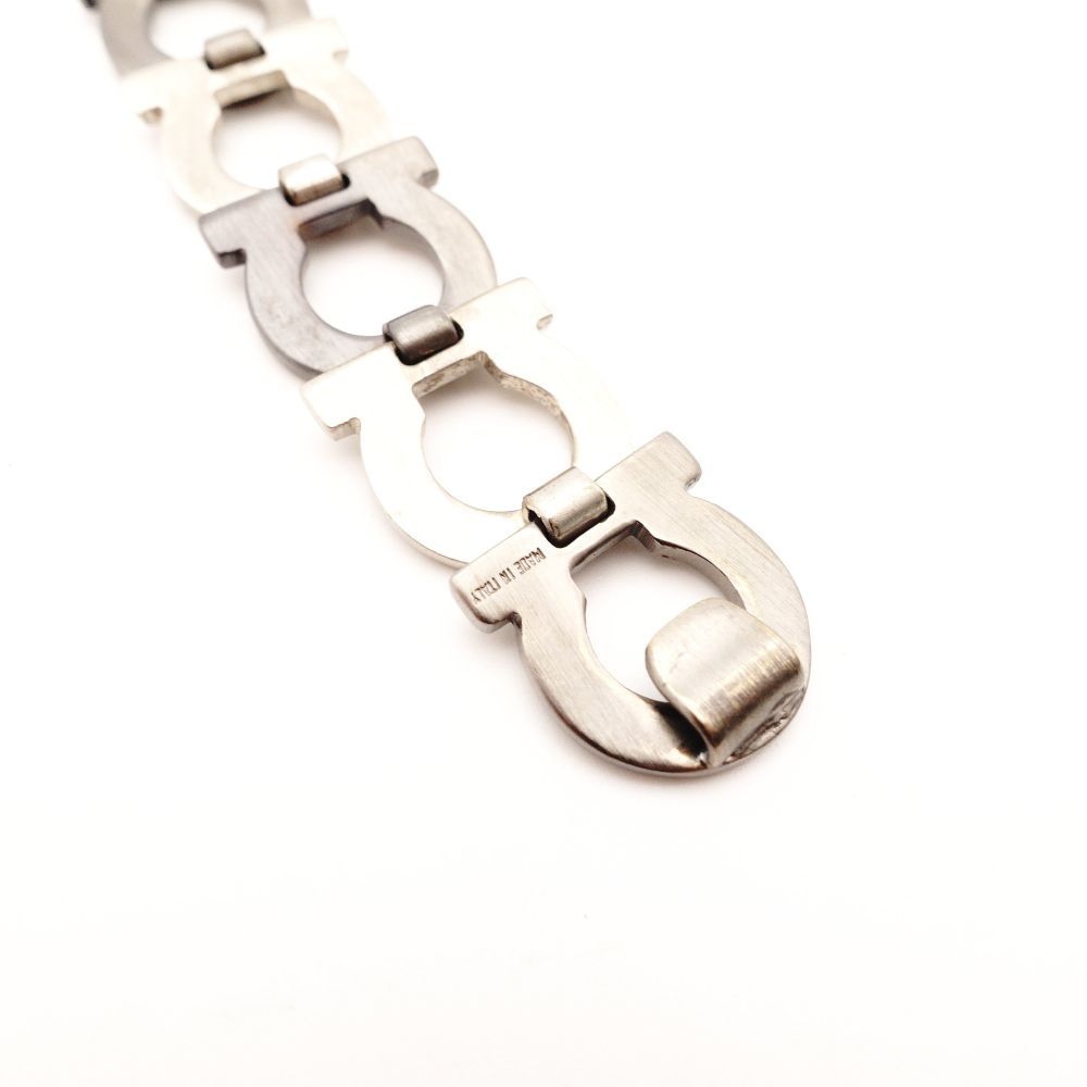 サルバトーレフェラガモ Salvatore Ferragamo ガンチーニ ブレスレット
