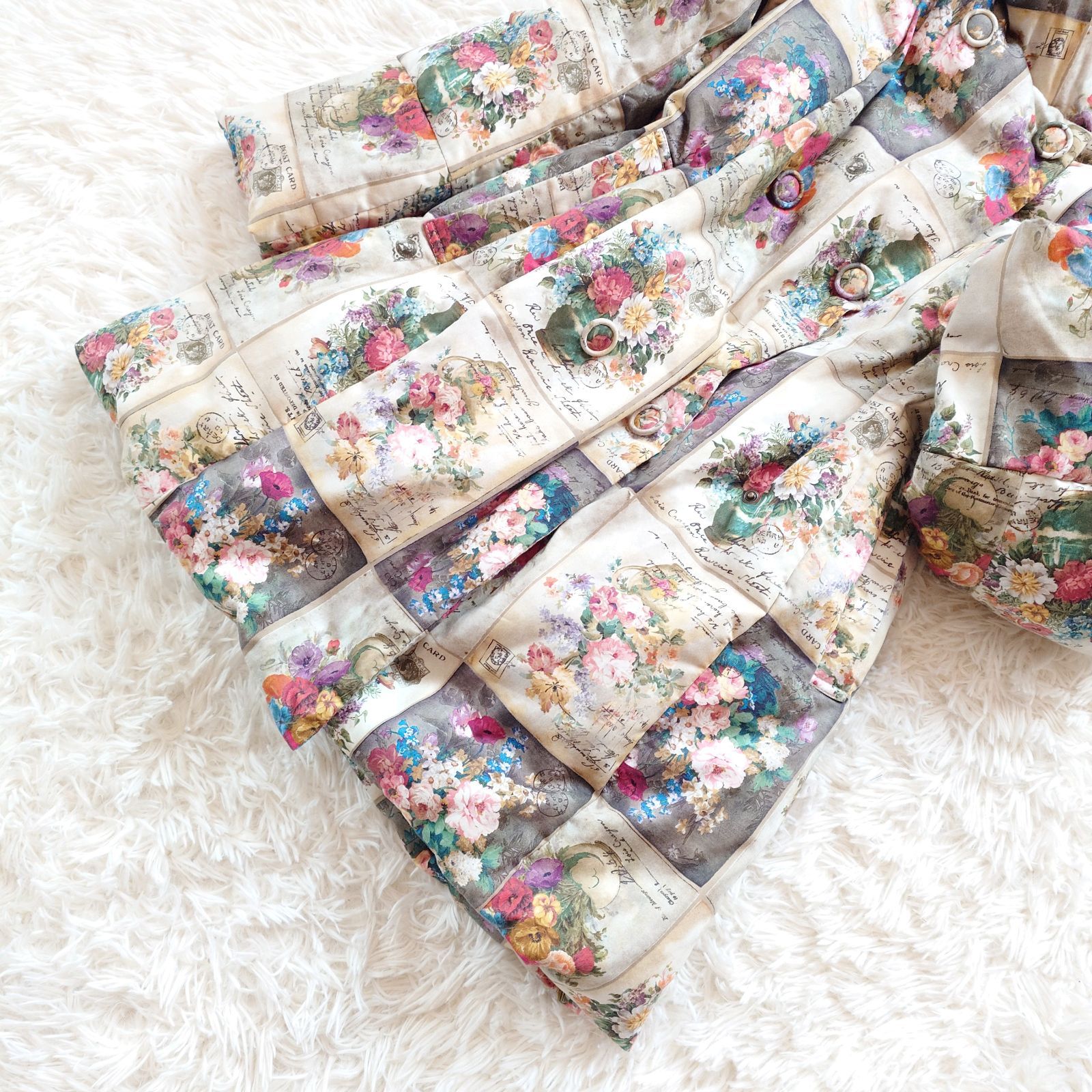 ロイスクレヨンLois CRAYOYナポレオントレンチロングコート花柄M金ボタン ロイスクレヨン Lois CRAYON ポストカード柄 花柄 ロング ダウンコート