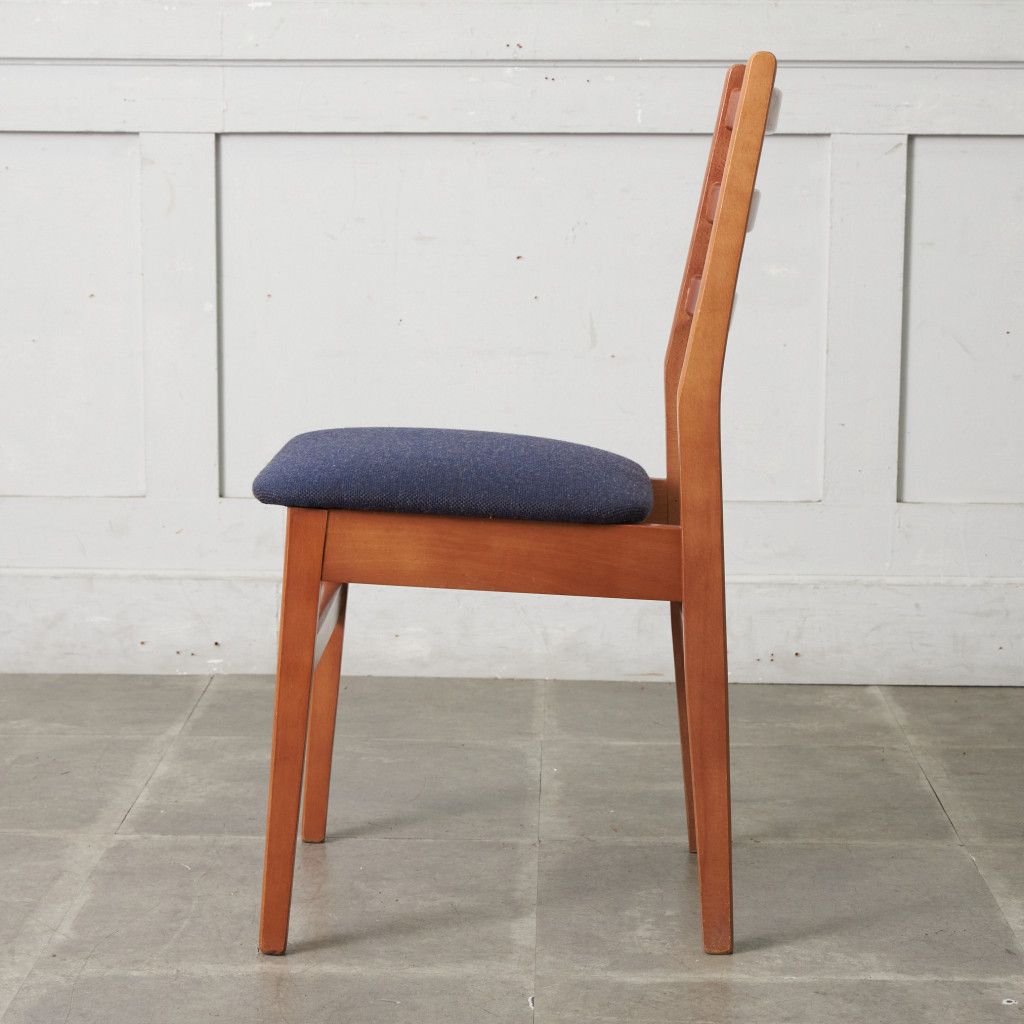 張替済 イギリス ヴィンテージ ダイニングチェア ラダーバック 木製