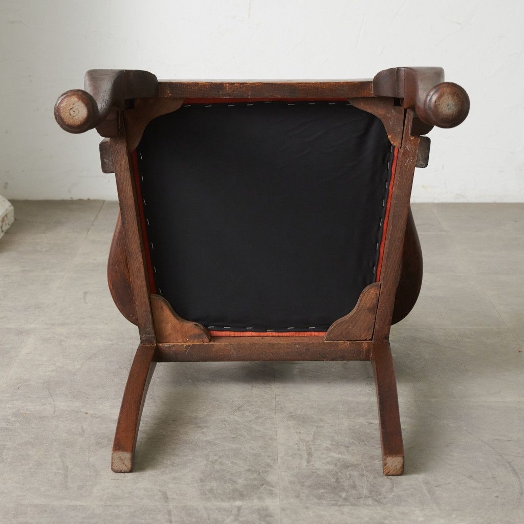 張替済 英国 アンティーク アームチェア 木彫刻 クイーンアン