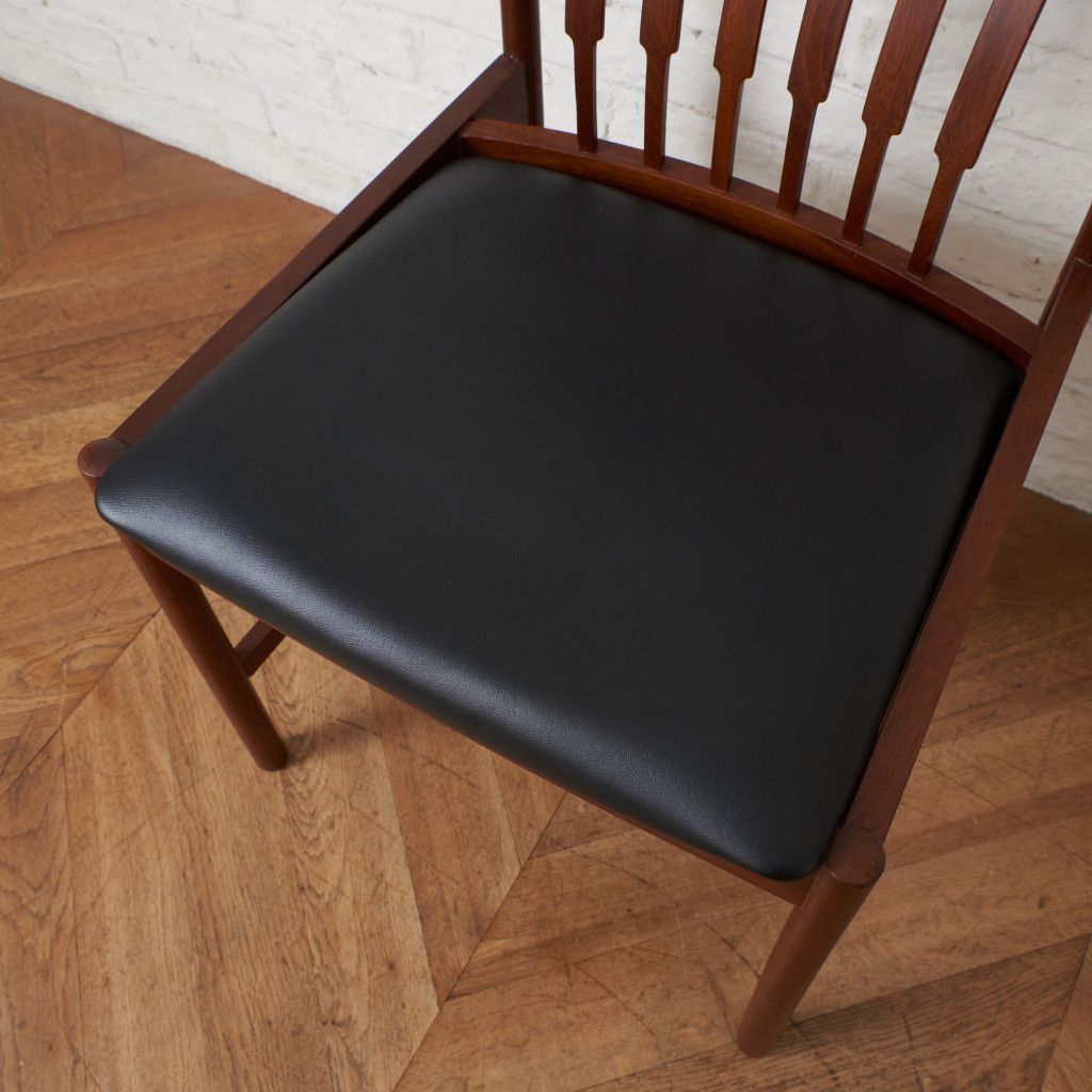 1970s ヴィンテージ イギリス製 ダイニングチェア 張替仕上済② 張替済 英国 ヴィンテージ ダイニングチェア 椅子 北欧 スタイル MCM