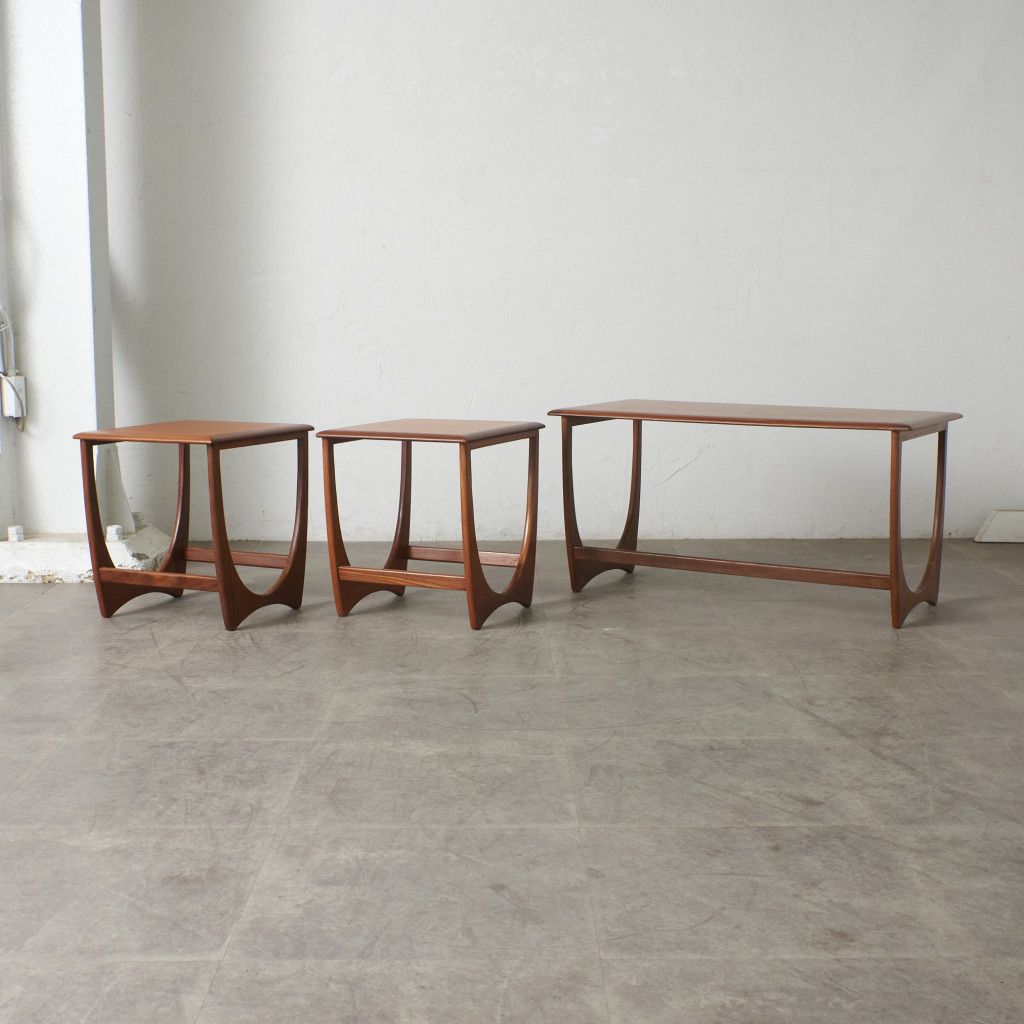 レア G-PLAN Astro ネスト コーヒーテーブル チーク 英国 ヴィンテージ