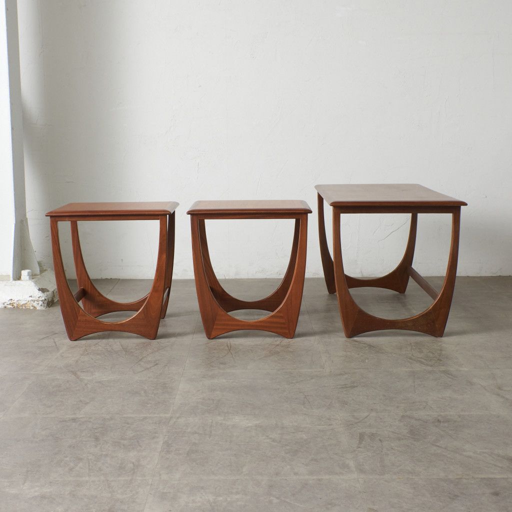 レア G-PLAN Astro ネスト コーヒーテーブル チーク 英国 ヴィンテージ