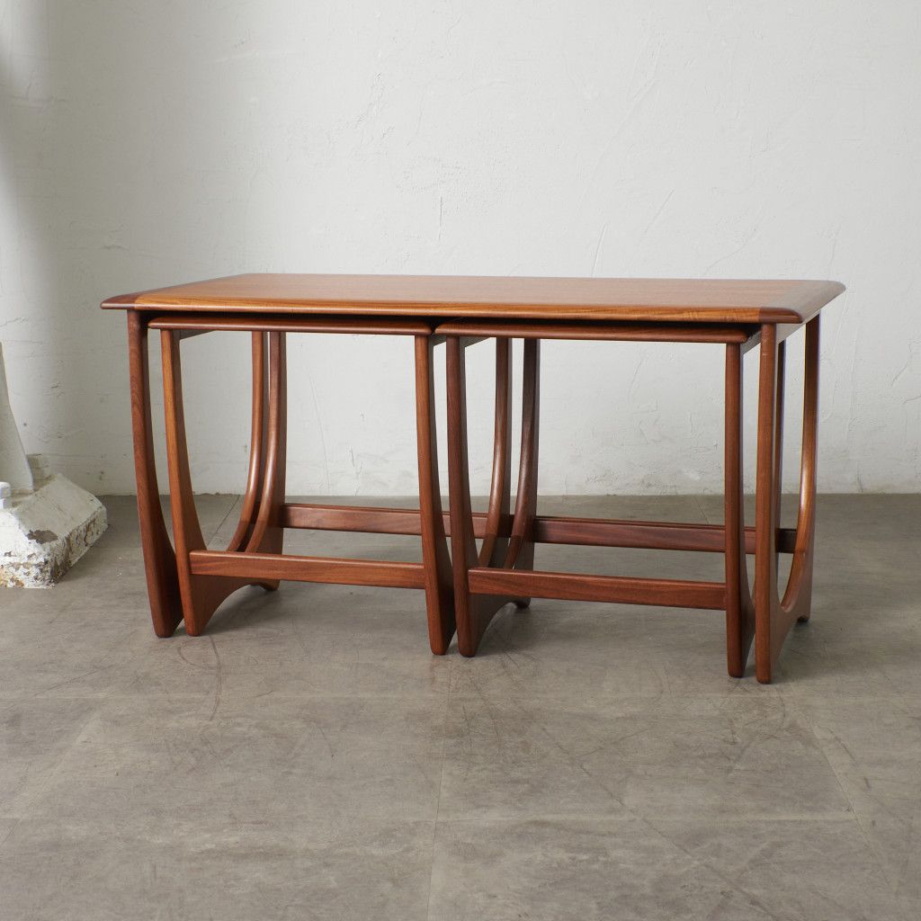 レア G-PLAN Astro ネスト コーヒーテーブル チーク 英国 ヴィンテージ