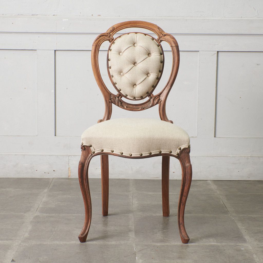 張替済 英国 アンティーク ダイニングチェア ストリップド 加工 鋲