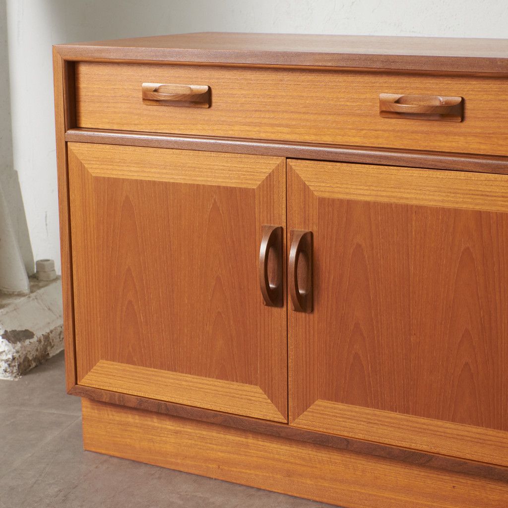 G-PLAN Sierra サイドキャビネット チーク 英国 ヴィンテージ