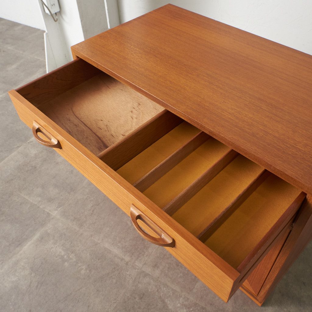 G-PLAN Sierra サイドキャビネット チーク 英国 ヴィンテージ