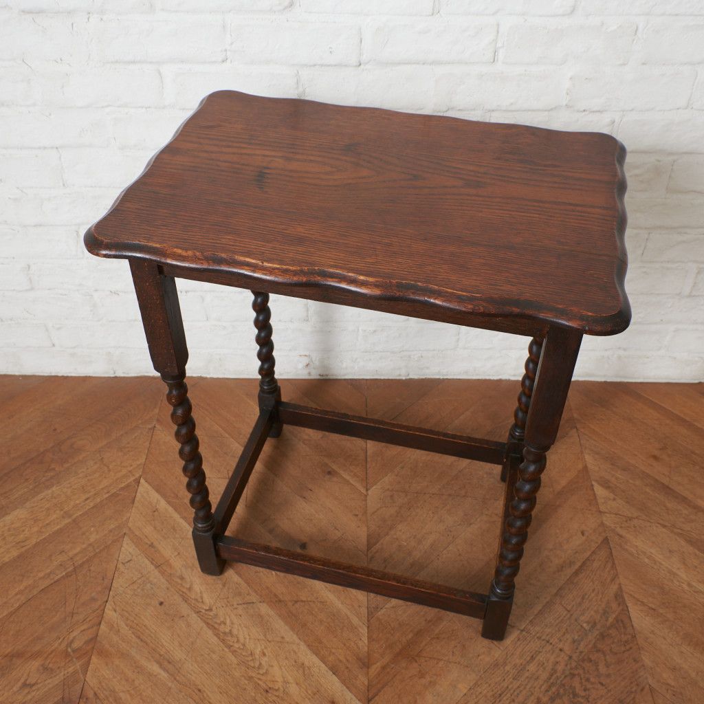 値下英国アンティーク オーク材 サイドテーブル オケージョナルテーブル 英国 アンティーク サイドテーブル オーク 無垢材 ツイストレッグ 木