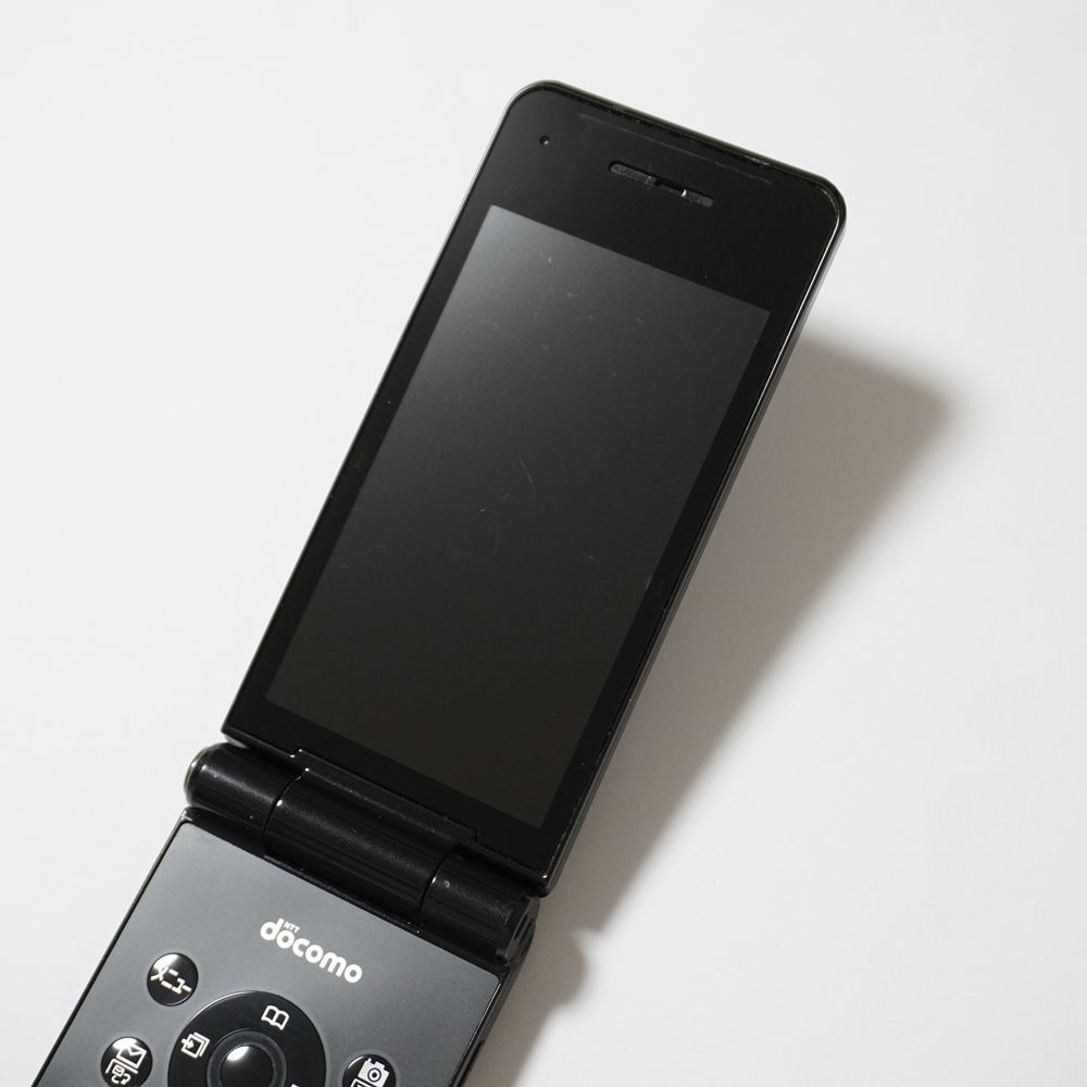 docomo P-smartケータイ P-01J ブラック 4G LTE 【SIMロック解除済