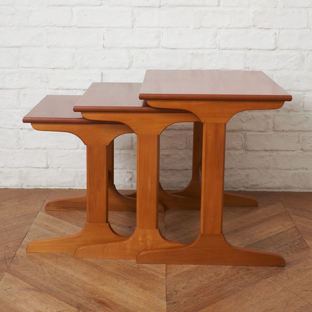 イギリス ヴィンテージ ネストテーブル 北欧 スタイル サイドテーブル