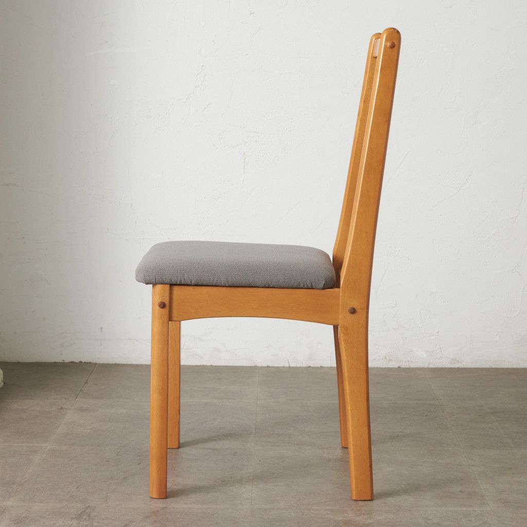 ヴィンテージ　ダイニングチェア　イギリス　木製チェア 張替済 イギリス ヴィンテージ ダイニングチェア 木製 ビーチ 椅子