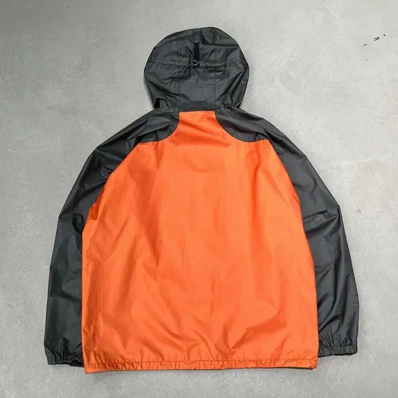 モンベル ゴアテックス ウィンドブレーカー s09557 - メルカリ