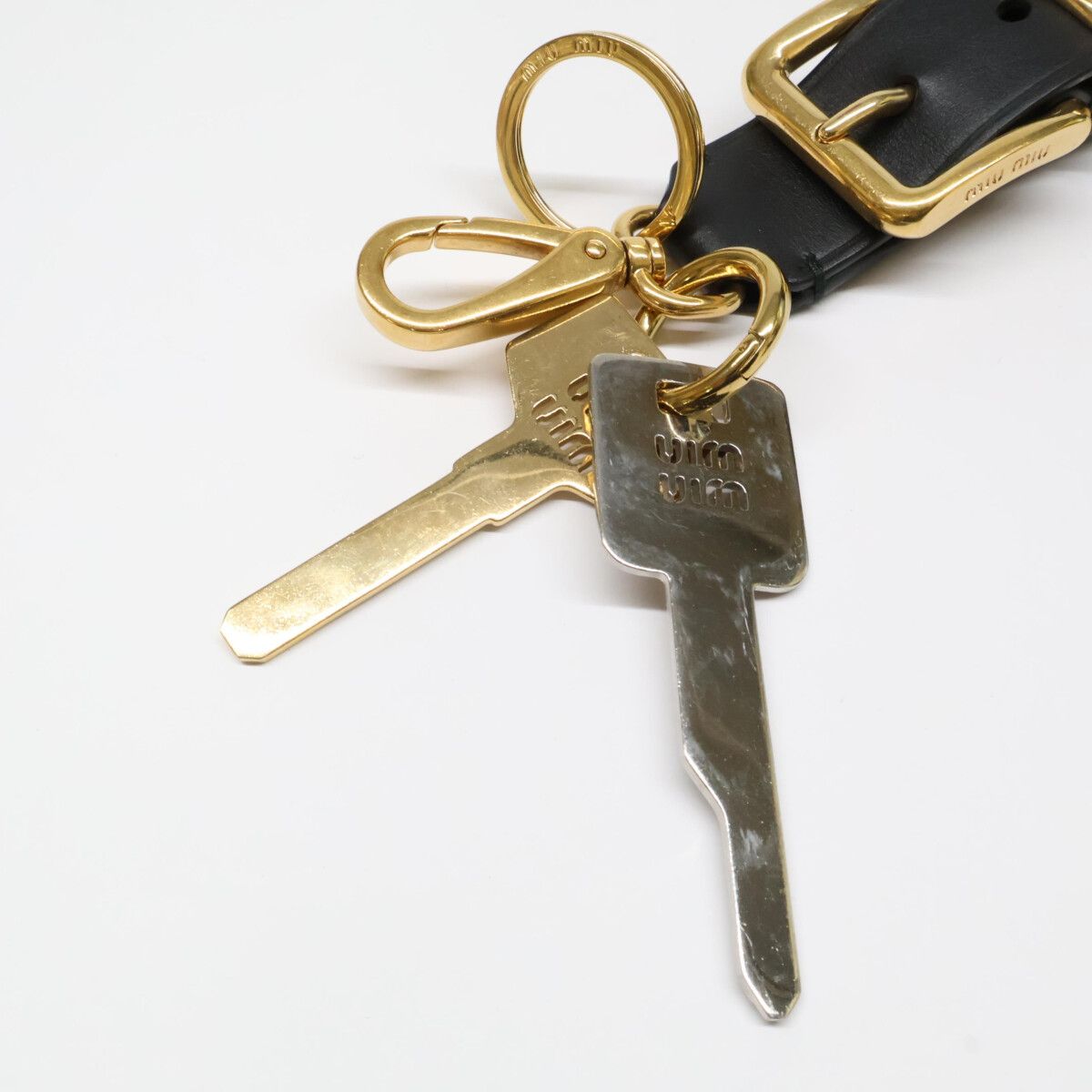 MIUMIU ミュウミュウ 5TL845 2AIX F0002 CITY CALF Leather Key Ring