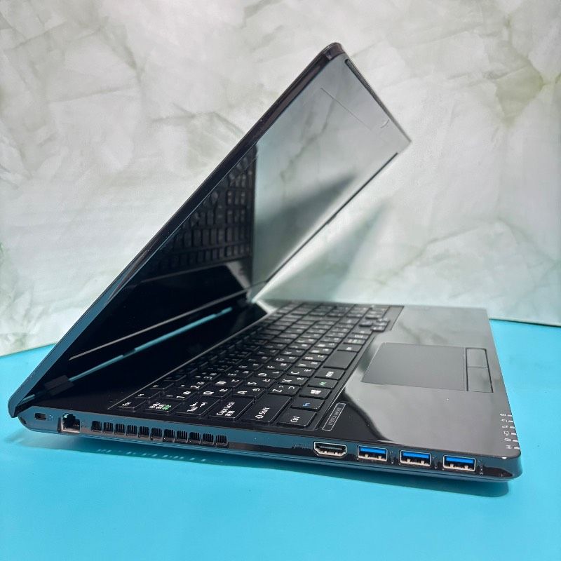 動作良好◎【オフィス付】メモリ8GB☆爆速SSD搭載☆動作良好◎富士通