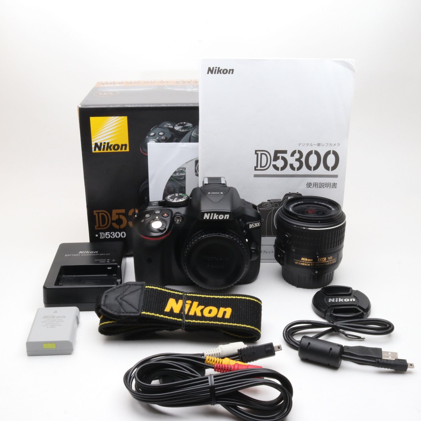 Nikon デジタル一眼レフカメラ D5300 18-55mm VR II レンズキット