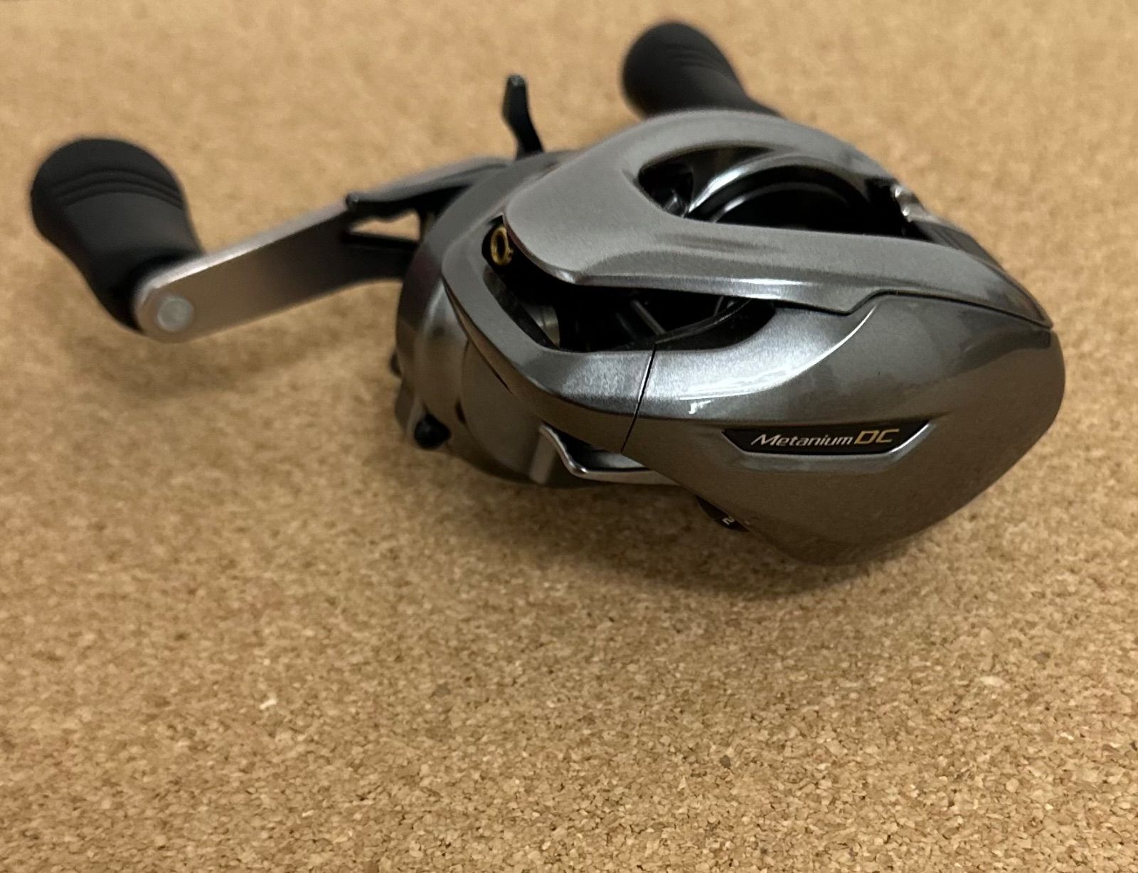 特価品】 シマノ SHIMANO メタニウムDC XG (右ハンドル)前モデル