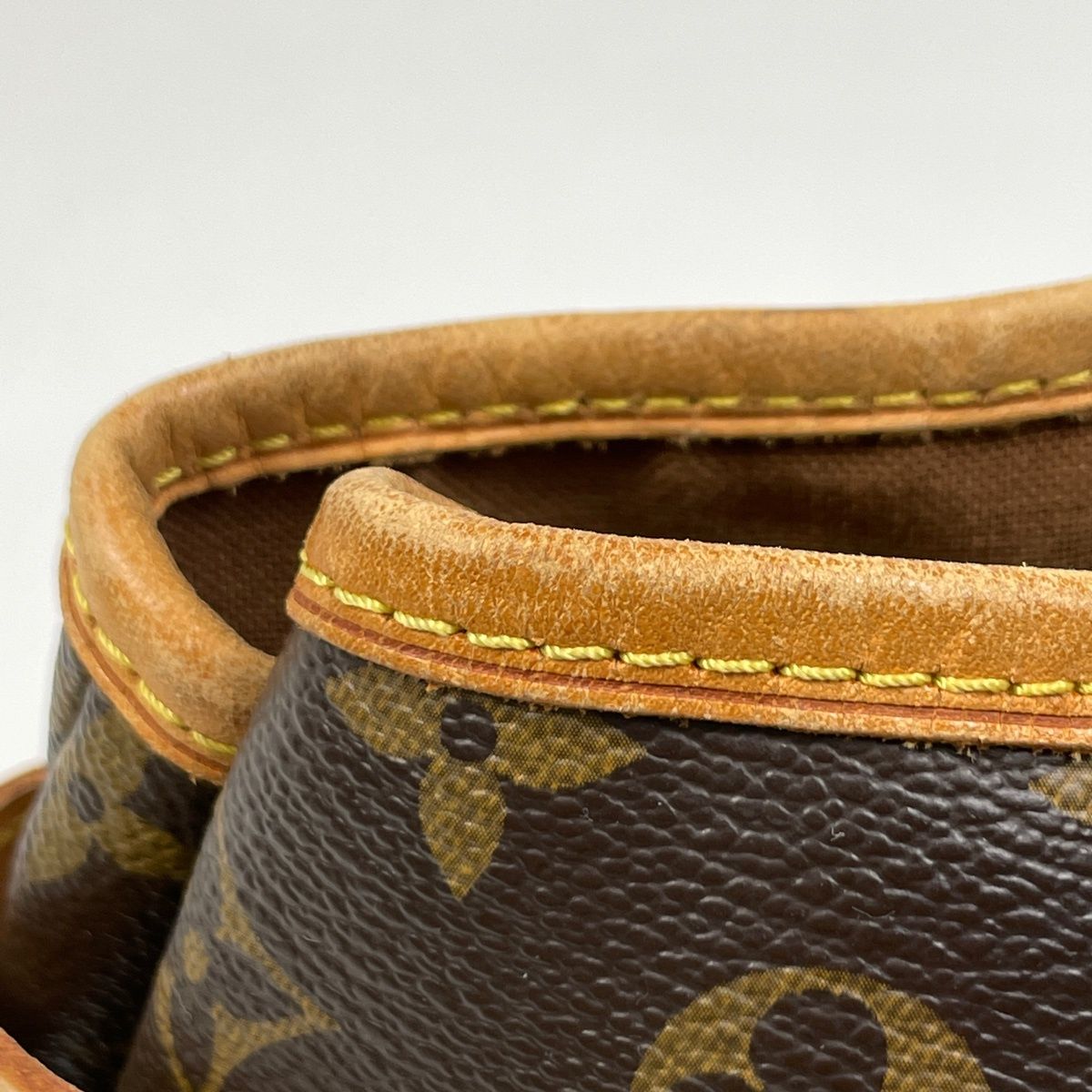 ルイ・ヴィトン Louis Vuitton バティニョール オリゾンタル 