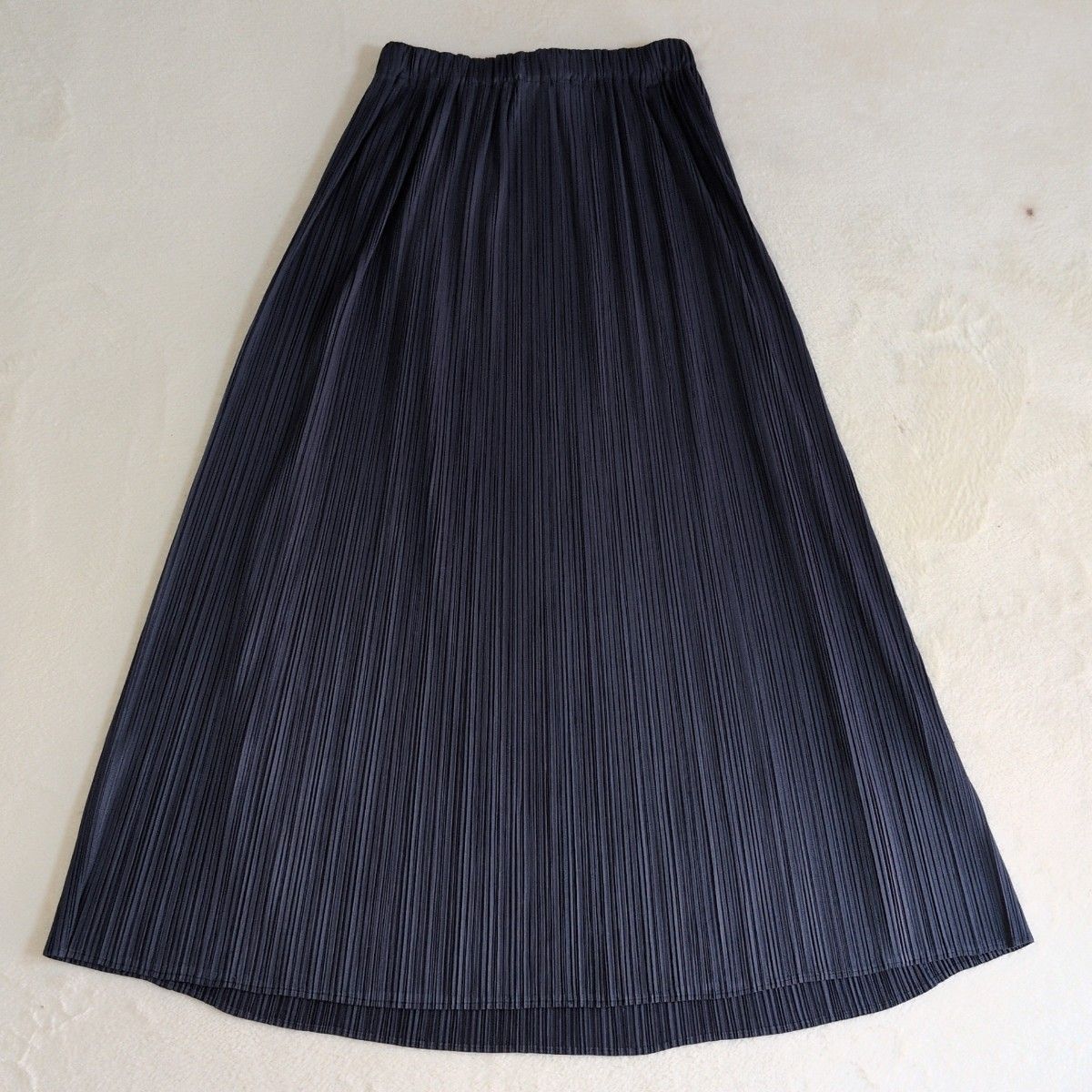 極美品✨ISSEY MIYAKE 変形 段違い プリーツロングスカート フレア 希少✨ISEEY MIYAKE イッセイミヤケ プリーツロングスカート 日本製