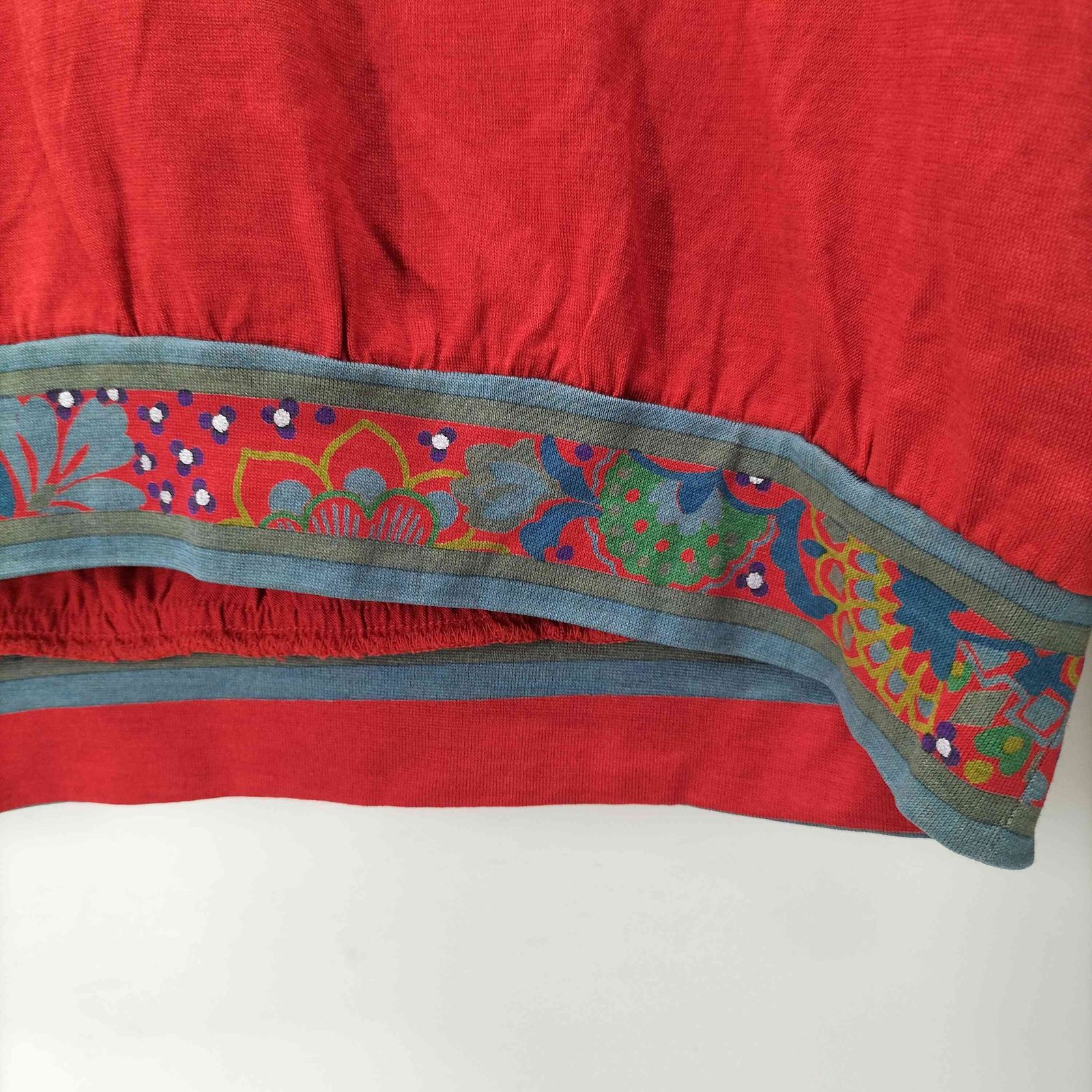 レオナール LEONARD 切替デザイン シルク混 ウールハイネックトップス