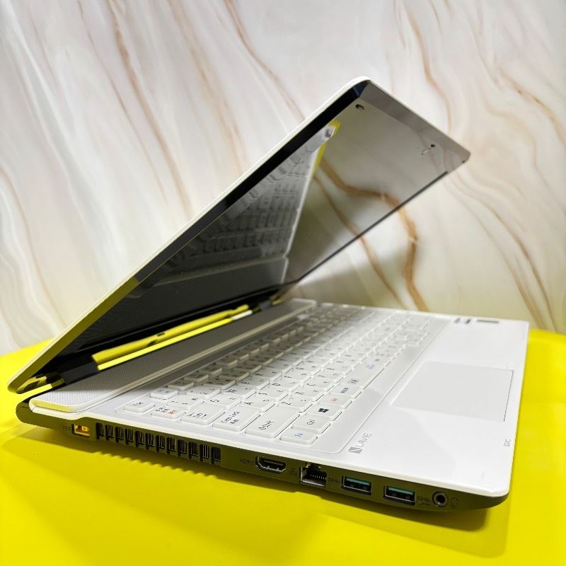 LaVie 高性能PC✨動作良好◎core i7❤️爆速SSD✨windows11ノート