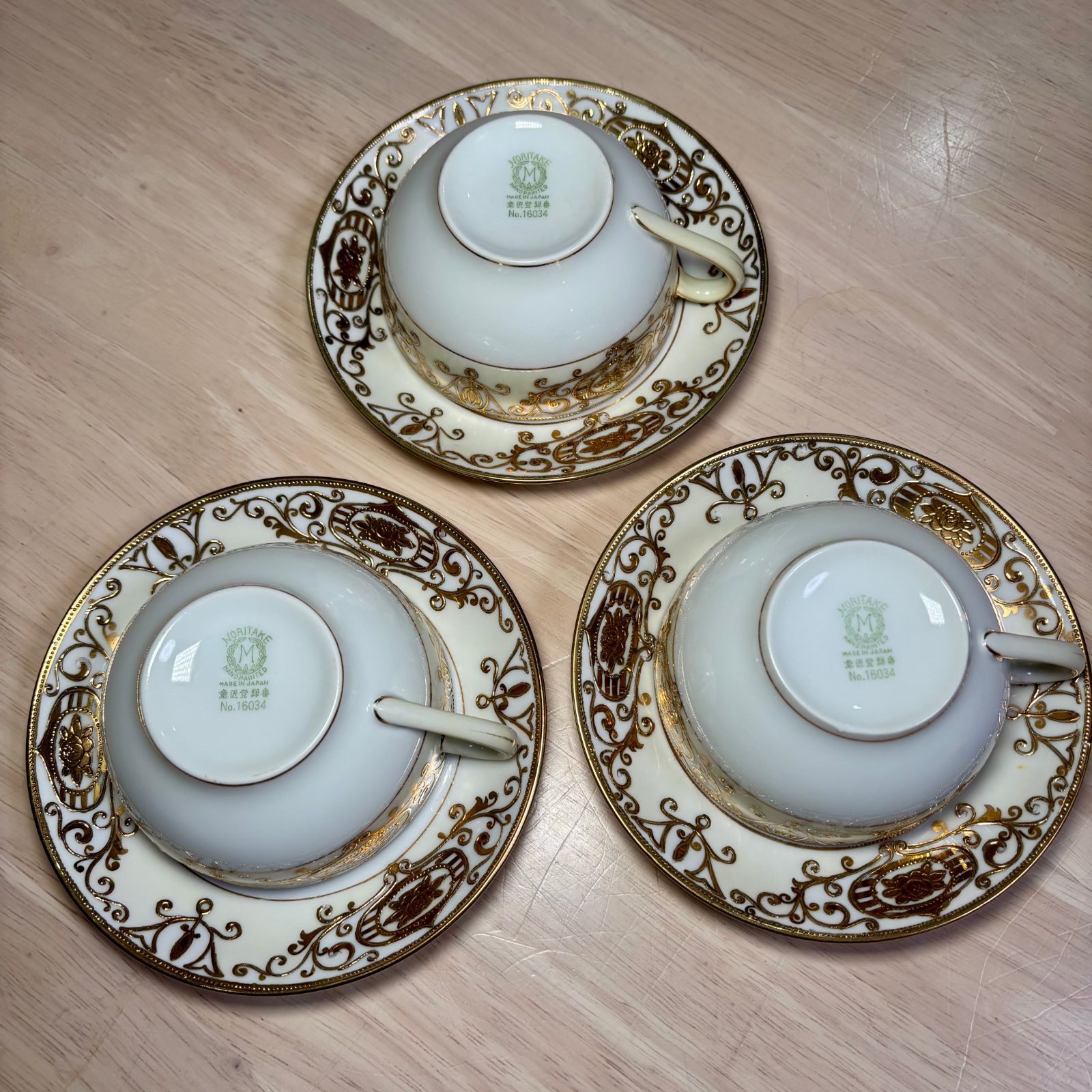 美品】オールドノリタケ 金彩 ティーカップ&ソーサー 3客セット - メルカリ