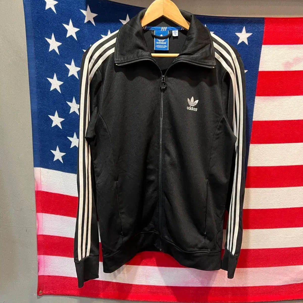 アディダス ヨーロッパ トラックジャージ ブラック 2XL - メルカリ