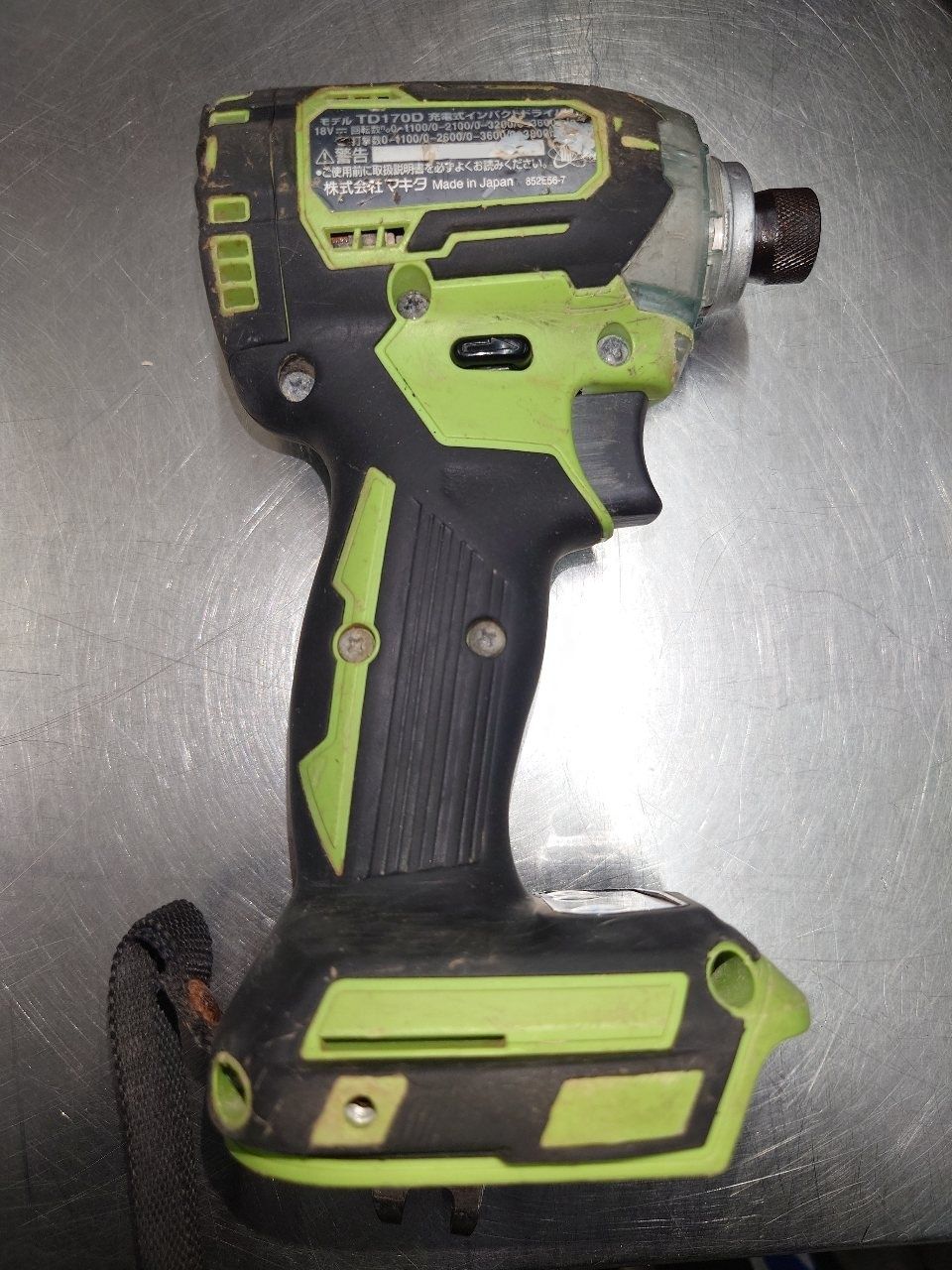 マキタ　Makita　18V充電式インパクトドライバー　TD170DRFXL マキタ Makita 18V充電式インパクトドライバー TD170DRFXL 囗T巛