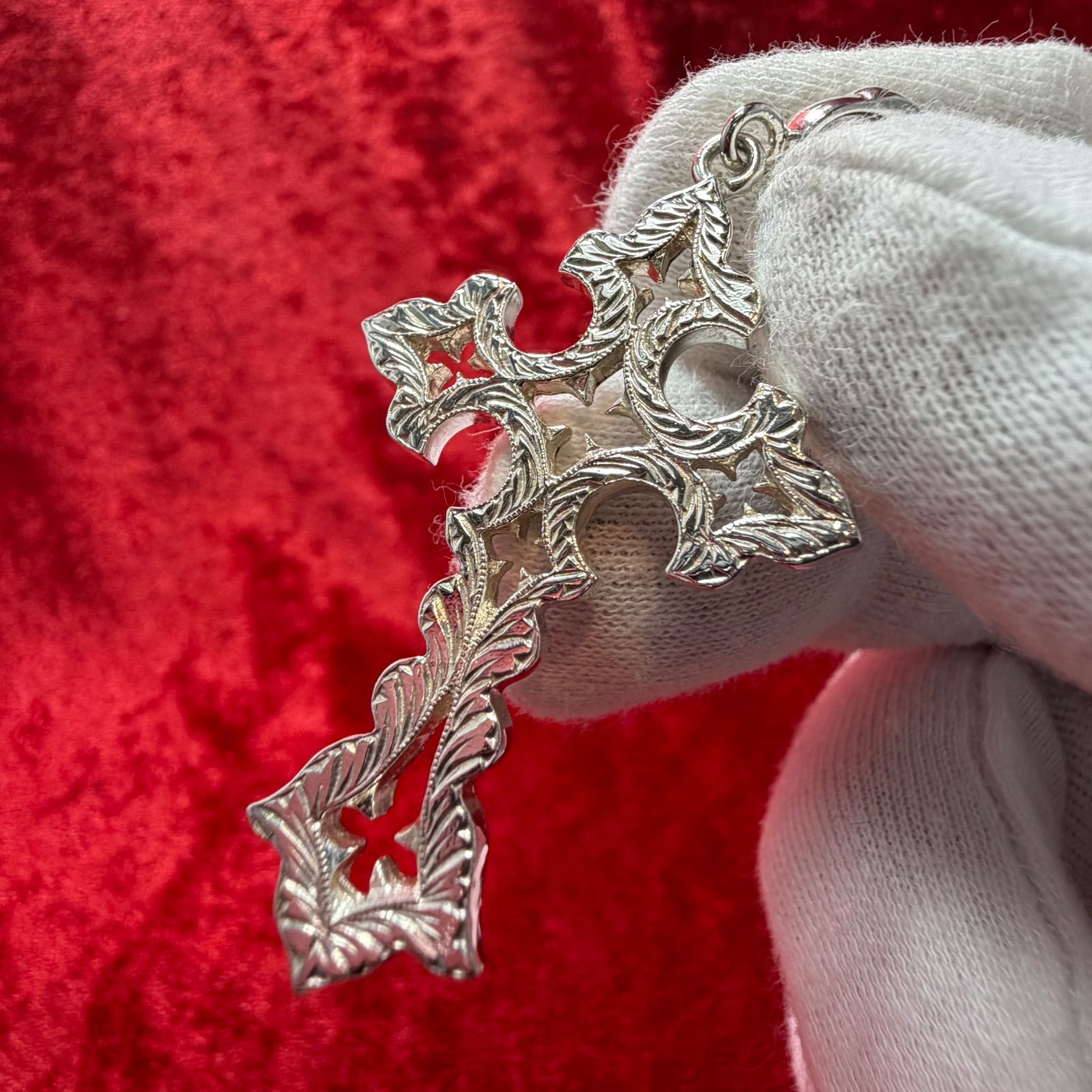 Loree Rodkin ローリーロドキン ペンダント トップ クロスモチーフ 美品 ノートルダムクロス ペンダントトップ ローリーロドキン/Loree