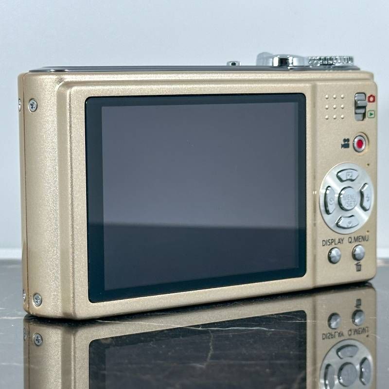 美品】Panasonic LUMIX DMC-ZX3 ゴールド コンパクトデジタルカメラ 