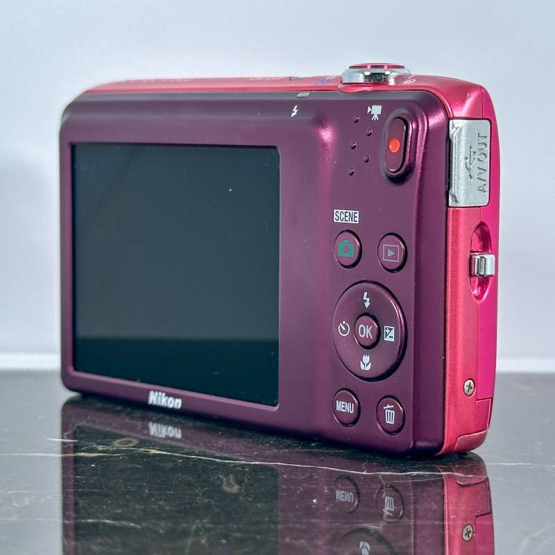 美品】Nikon COOLPIX S3500 ピンク 2010万画素 26mm広角 光学7倍ズーム