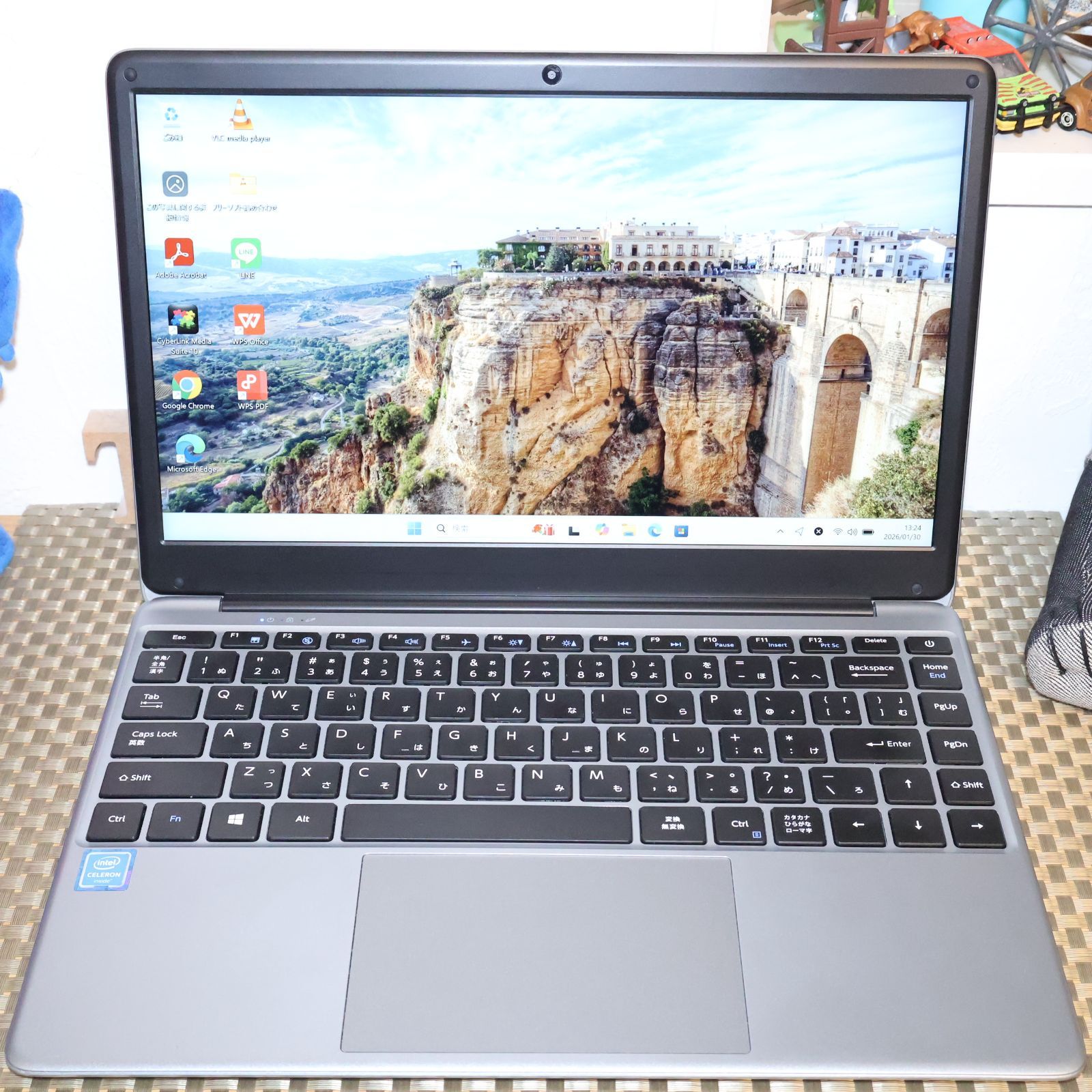 Win11公式対応！高年式2022！メ8G/SSD/フレームレス/無線/カメラ 美品！Win11公式対応！高年式2022！メモリ8G/高速SSD/無線/カメラ