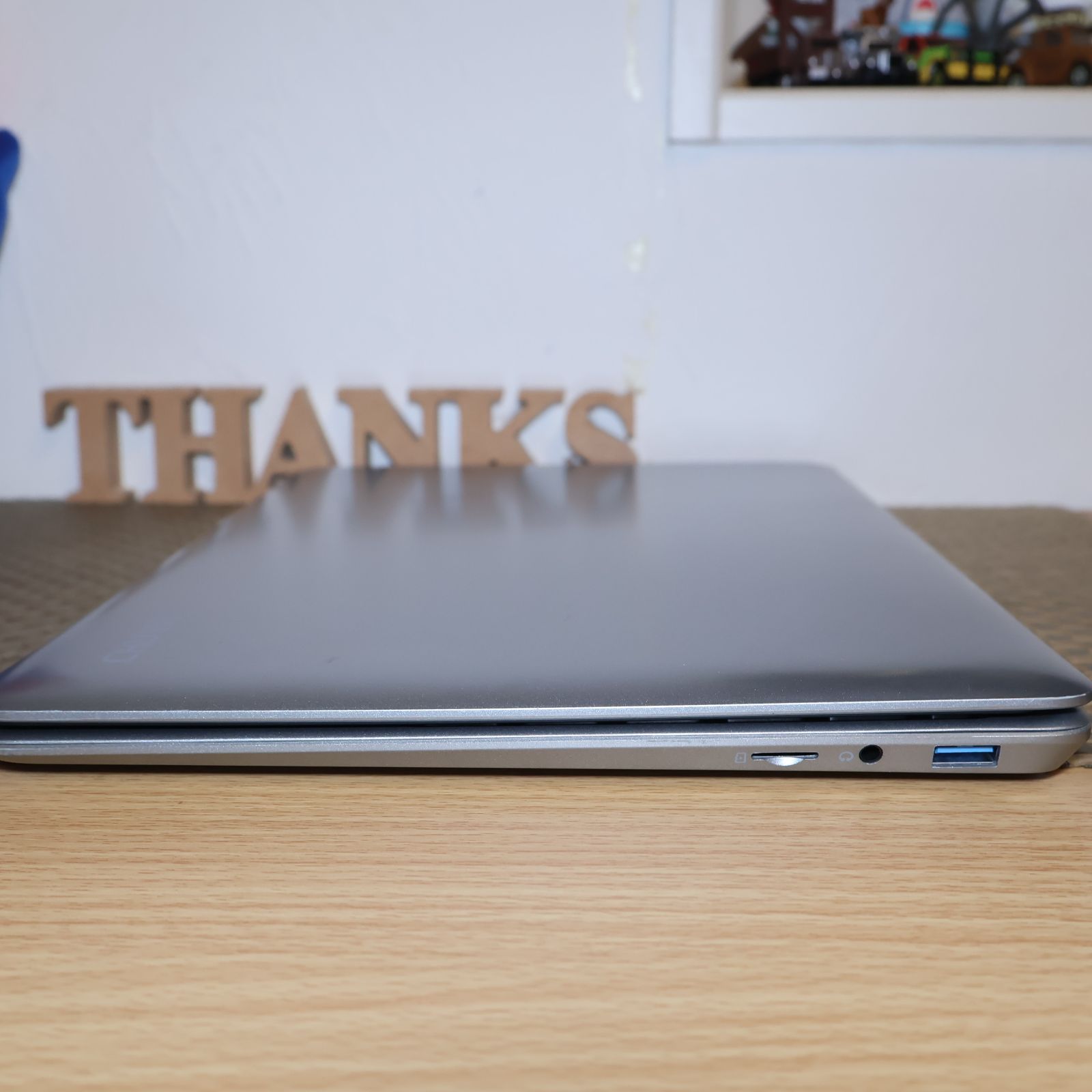 美品！Win11公式対応！高年式2022！メモリ8G/高速SSD/無線/カメラ