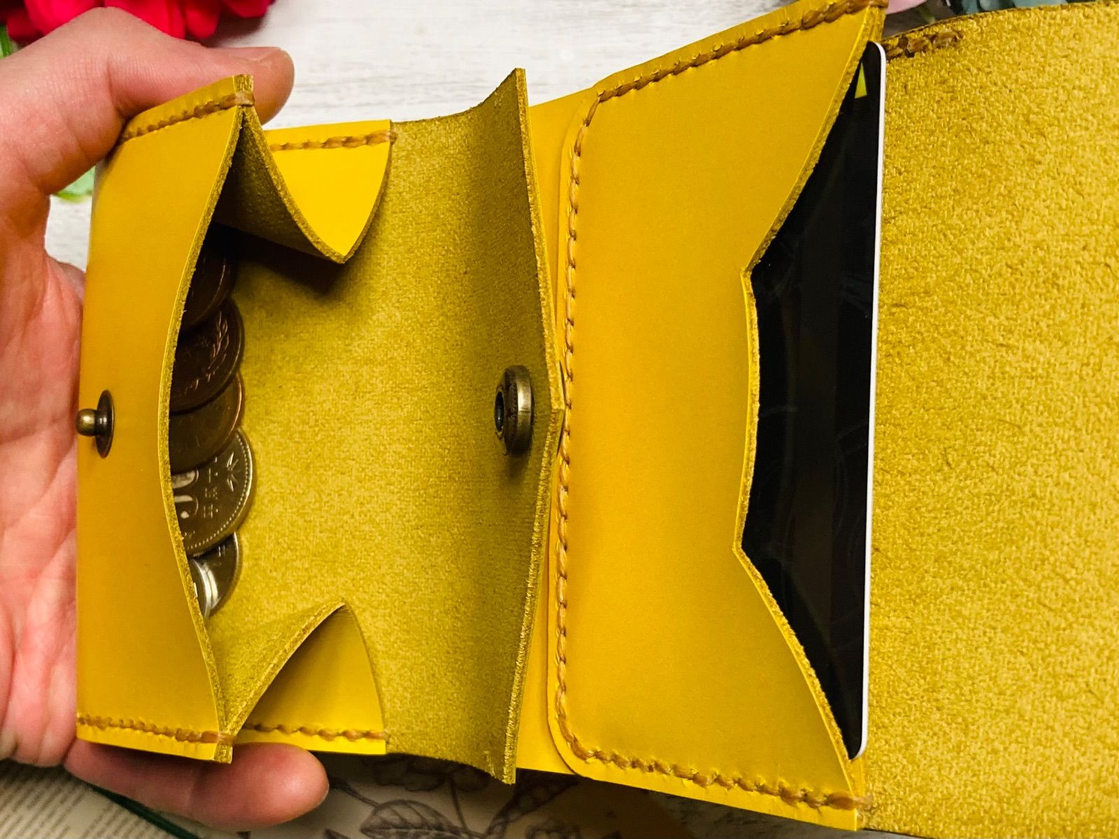 ❤【新色♪】【可愛さ×高級感♪】お洒落可愛い猫モチーフの総本革