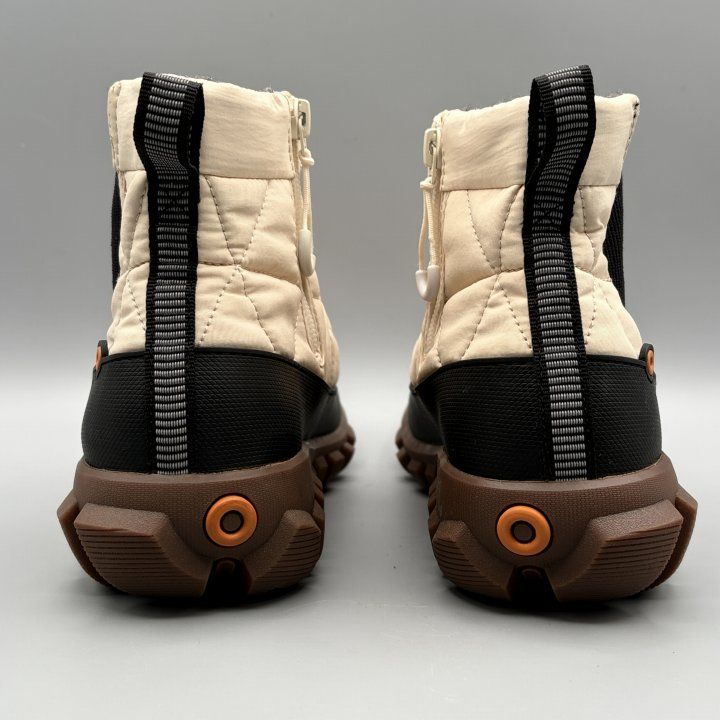 BOGS スノーブーツ ベージュ JP24cm セダーチェルシー レディース/女性