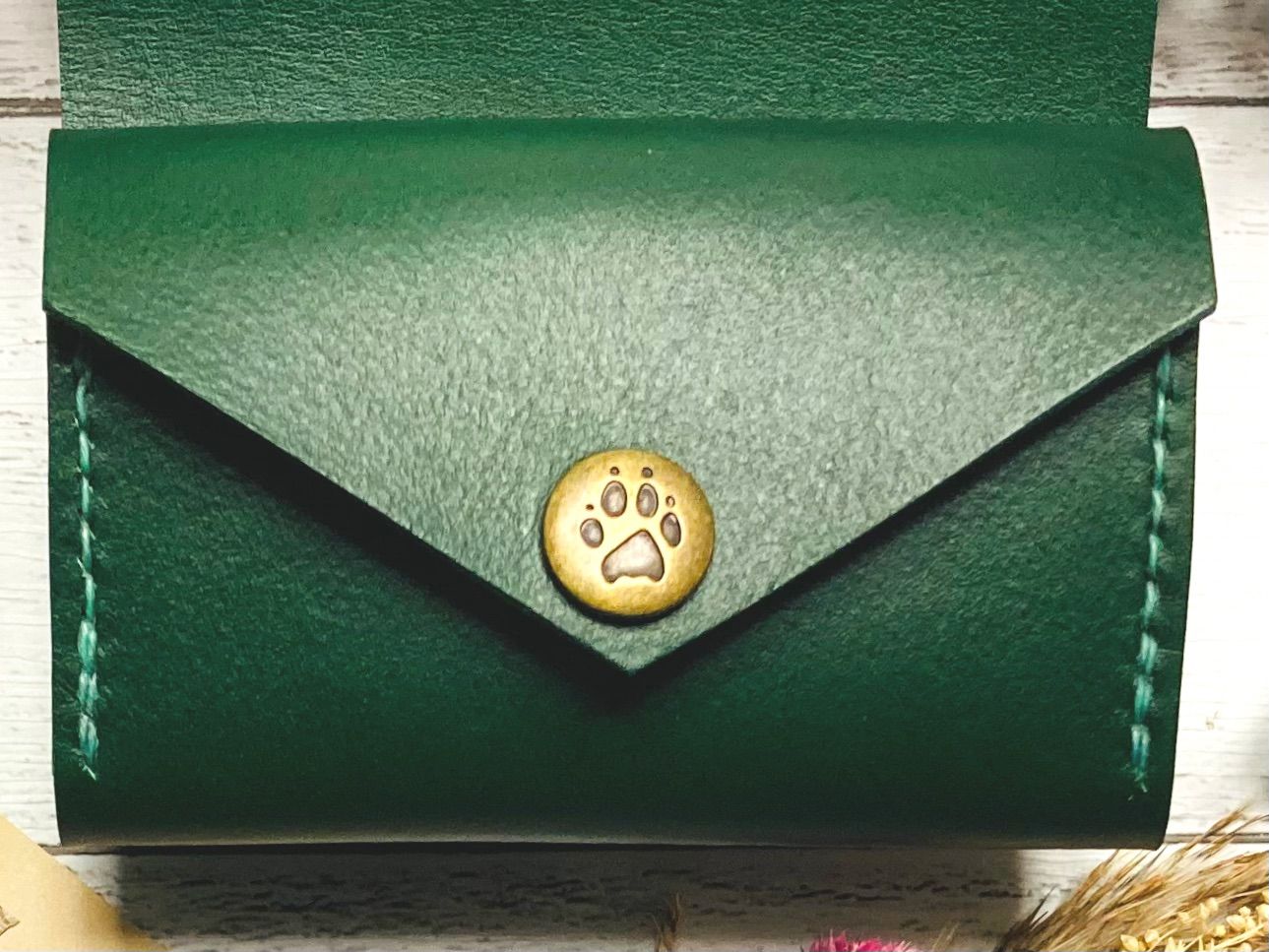 ❤【新色♪】【可愛さ×高級感♪】お洒落可愛い猫モチーフの総本革