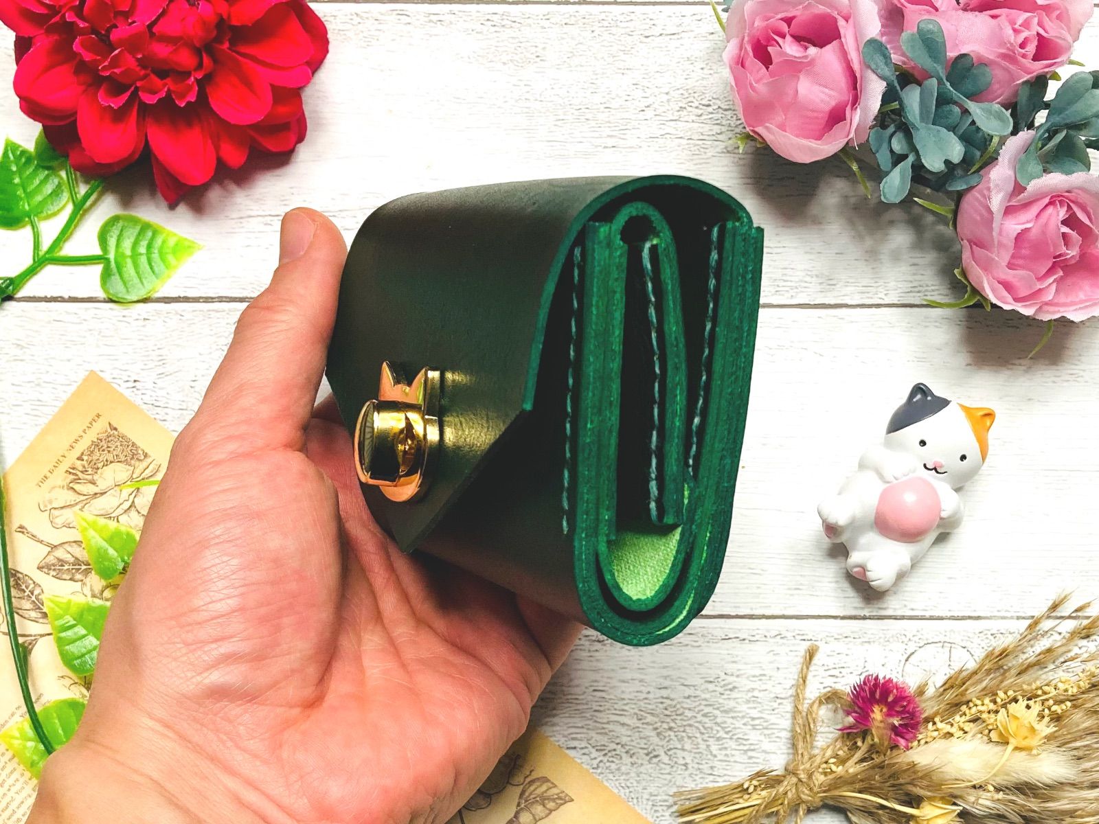 ❤【新色♪】【可愛さ×高級感♪】お洒落可愛い猫モチーフの総本革