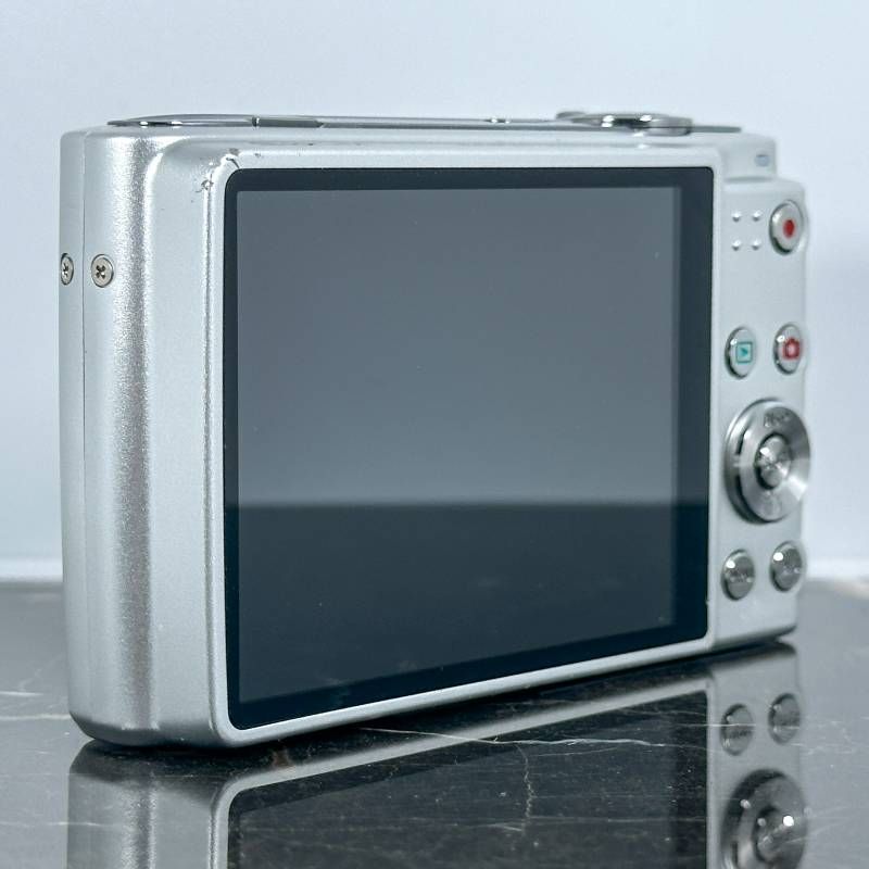 美品】CASIO EXILIM EX-Z450 シルバー コンパクトデジタルカメラ 1210