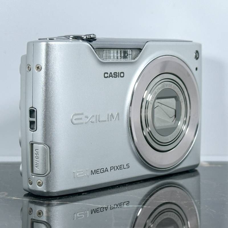 美品】CASIO EXILIM EX-Z450 シルバー コンパクトデジタルカメラ 1210