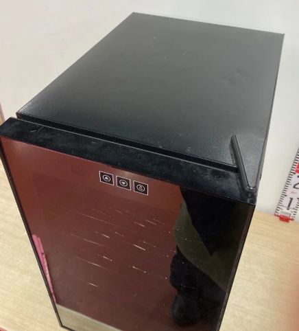 コンポジット ワインセラー a04881 2020年製 48L - メルカリ