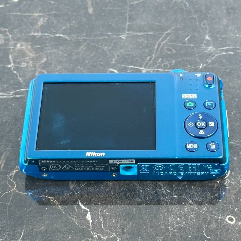 Nikon COOLPIX S3600 ブルー 2010万画素 8倍ズーム 25mm広角 手ブレ