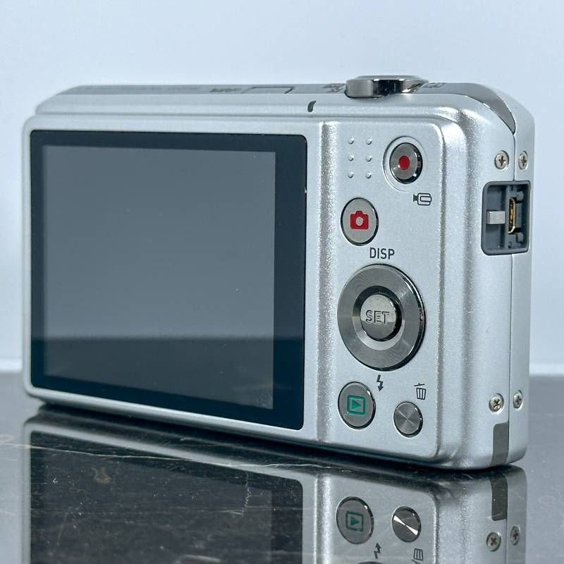 CASIO EXILIM EX-ZS100 シルバー コンパクトデジタルカメラ 1410万画素