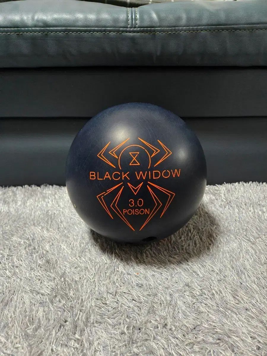 ボーリング HAMMER(ハンマー) black widow（ブラックウィドウ