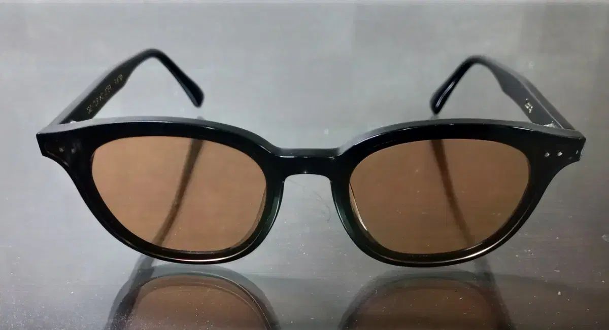 GENTLE MONSTER(ジェントルモンスター) レン Lang オレンジ サングラス