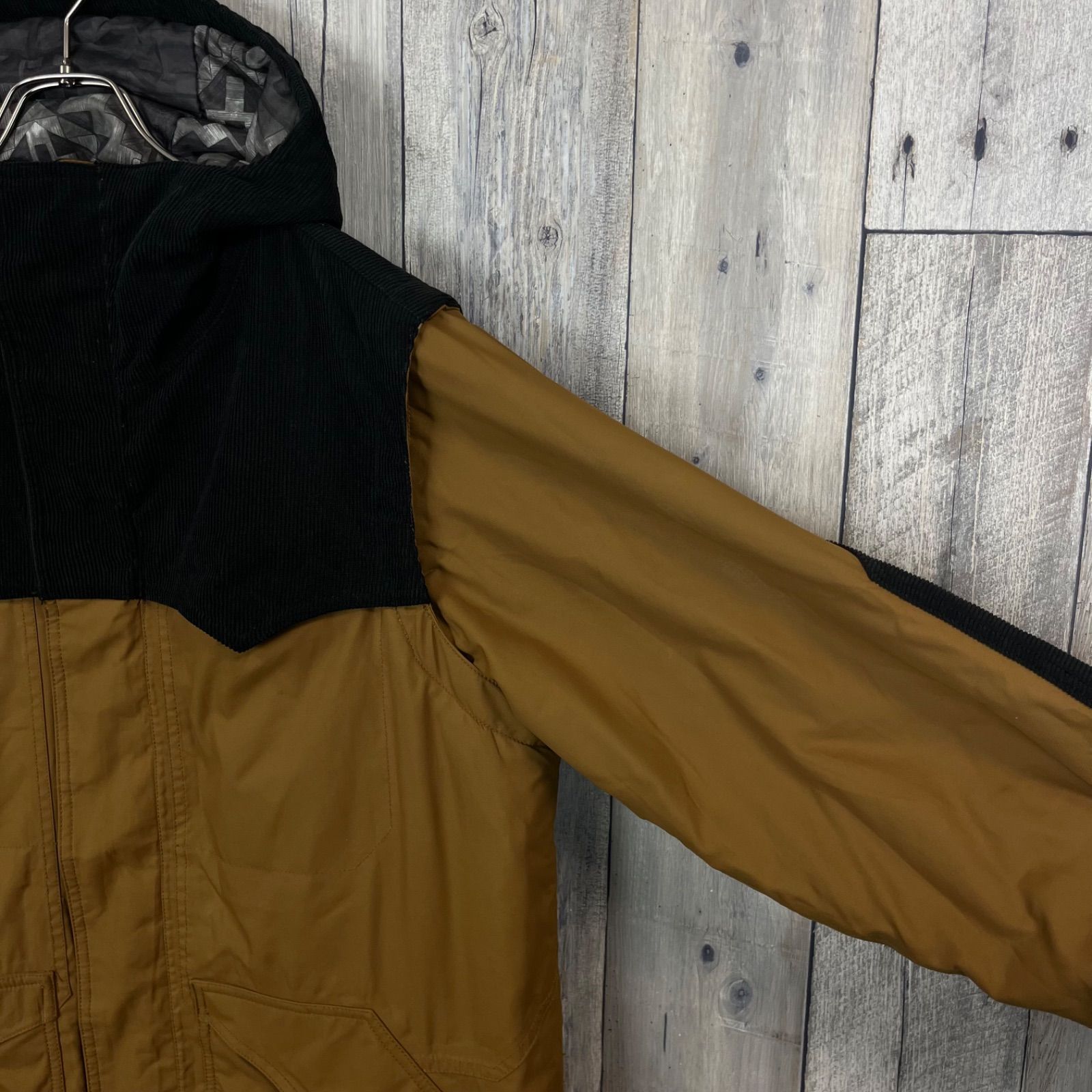 AG エージー BURTON バートン 耐水 撥水 スノボ スノーボード スキー