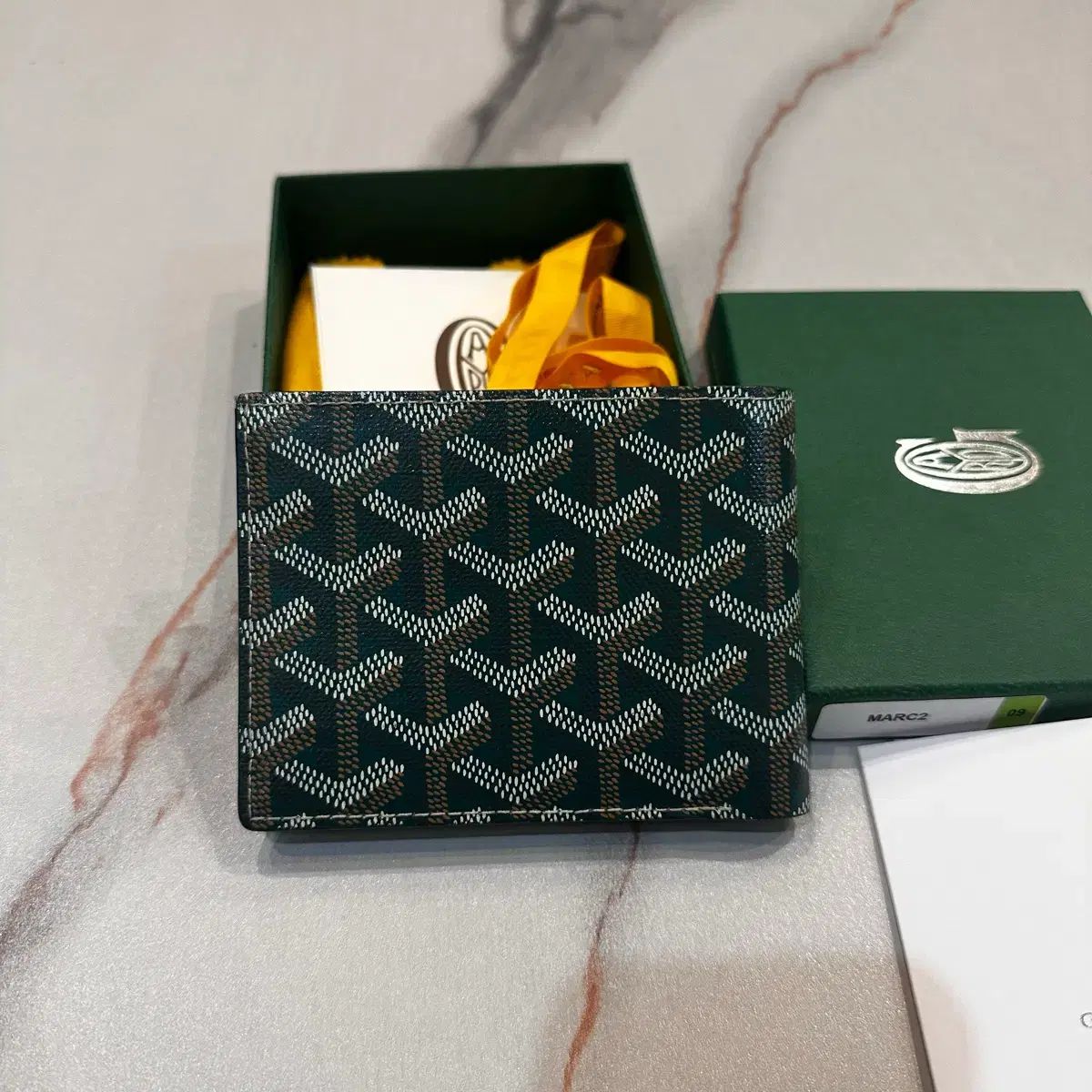 ゴヤール BIG TOUARDE 二つ折り財布 グリーン Masion Goyard ゴヤール BIG TOUARDE 二つ折り財布 グリーン - メルカリ