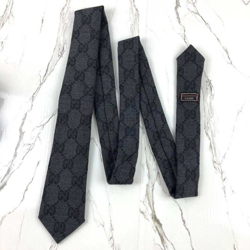 極美品 GUCCI グッチ ネクタイ ジャイアントGG柄 GGパターン ロゴ