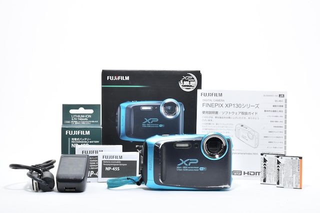 並品＞フジフィルム FUJIFILM XP130 スカイブルー - メルカリ