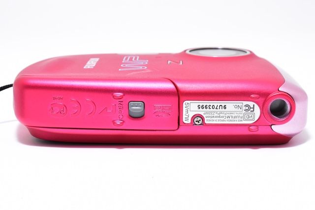 良品＞ FUJIFILM デジタルカメラ FinePix(ファインピックス) Z33WP